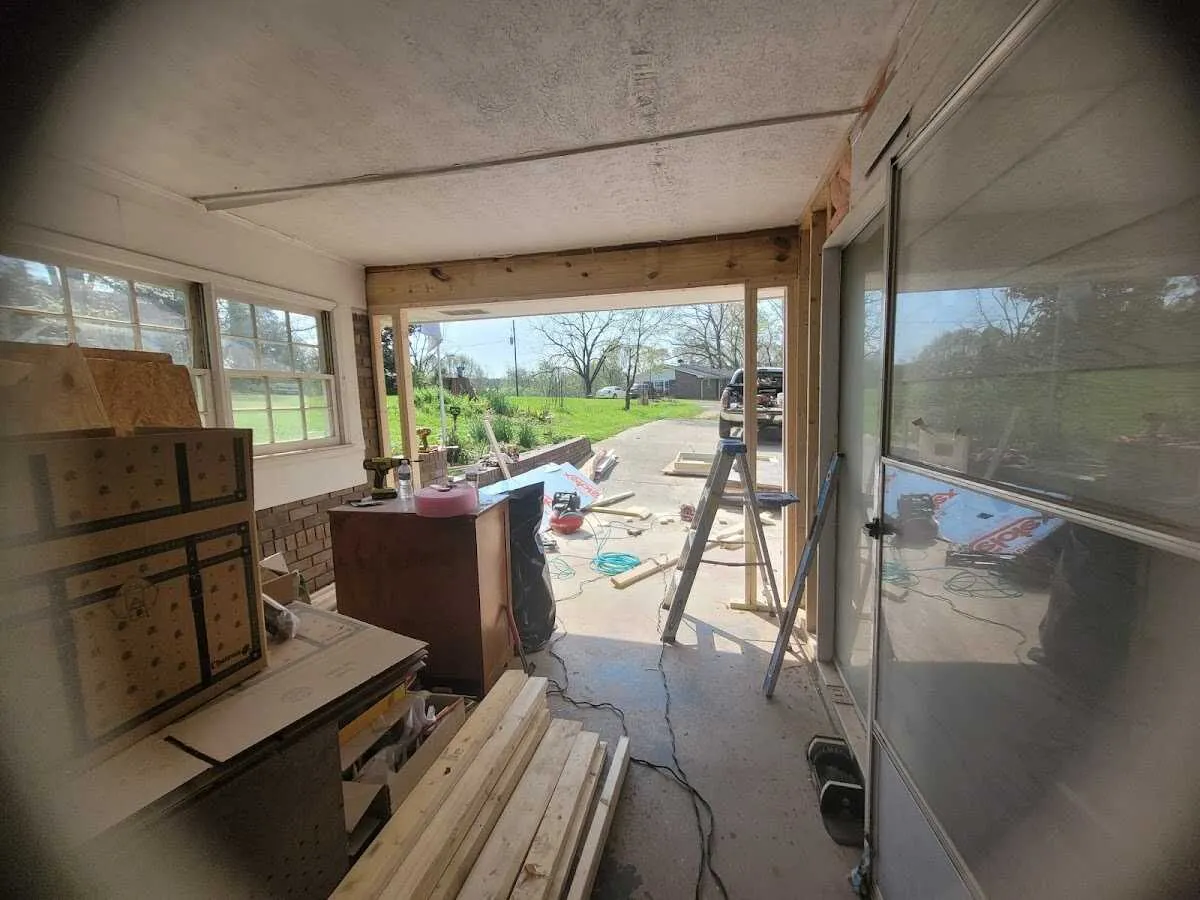 Air movers and dehumidifier for Drying & Dehumidification in North Smithfield